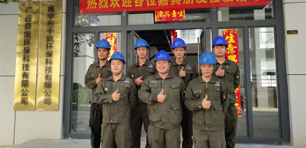 焊接團隊  持證上崗